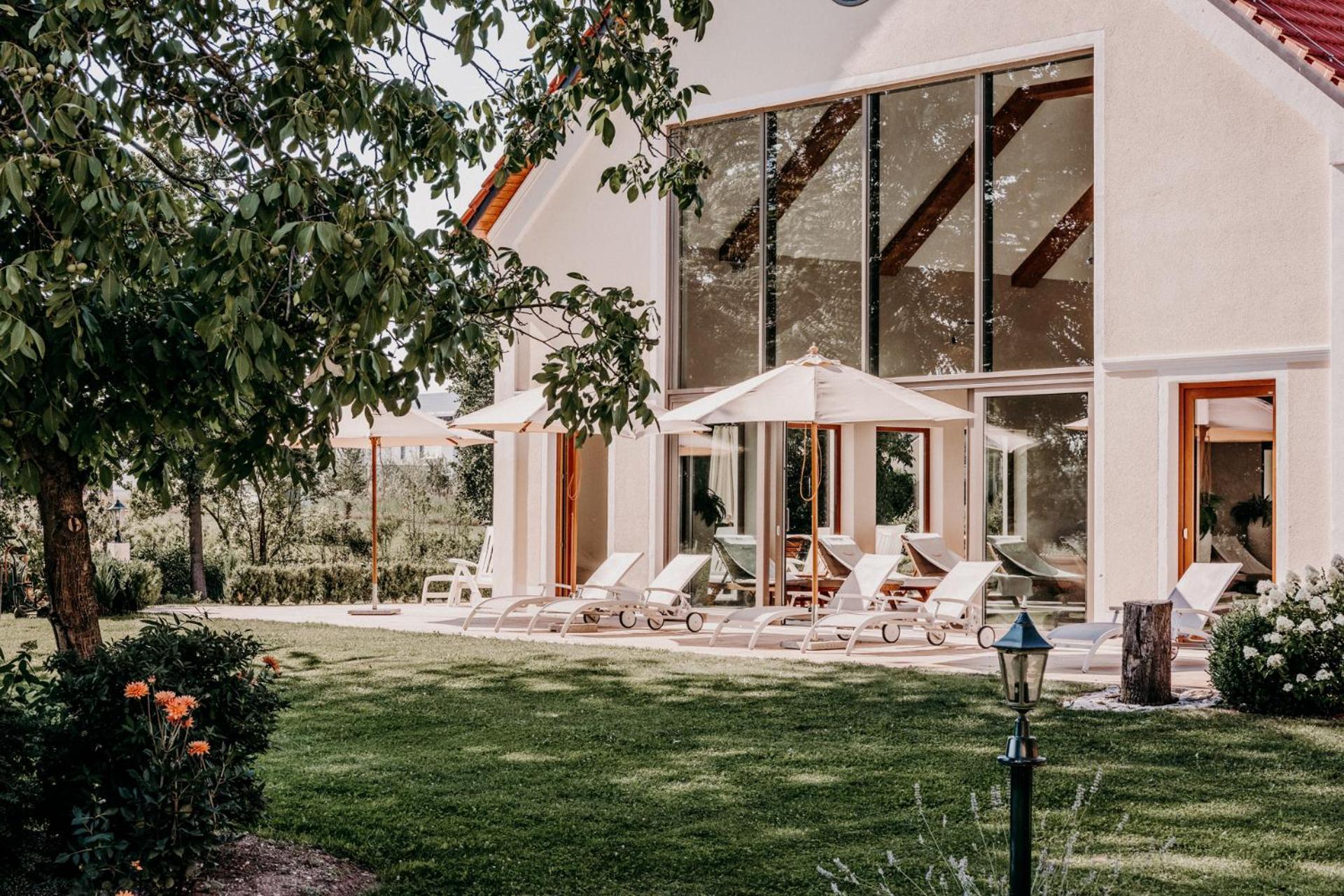 Der Eisvogel - Wellness- & Genusshotel Bad Gogging Bagian luar foto