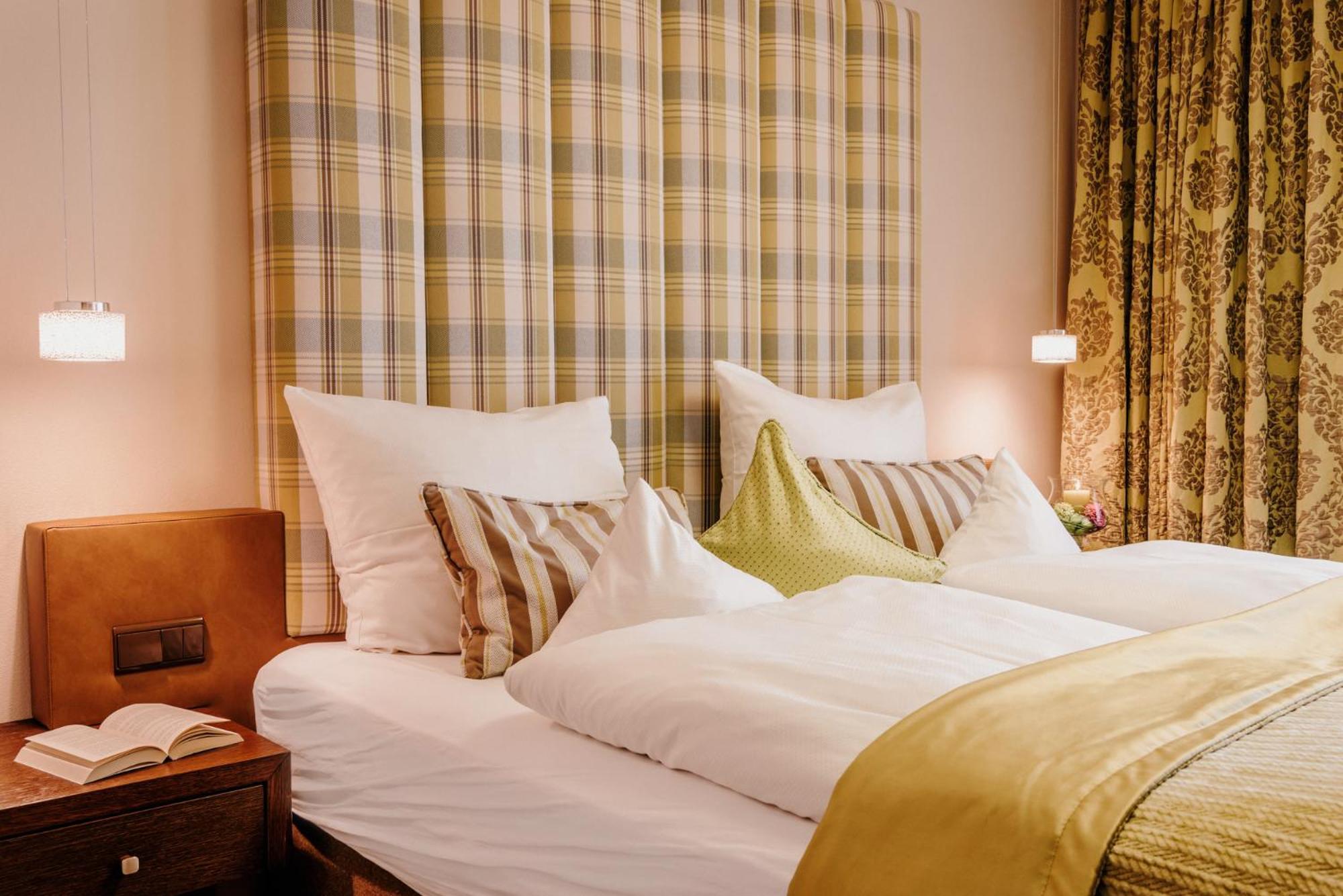 Der Eisvogel - Wellness- & Genusshotel Bad Gogging Bagian luar foto